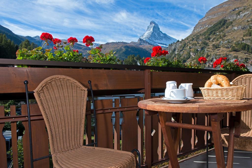 Hotel Dufour Chalet - Adults Only Zermatt Exterior foto